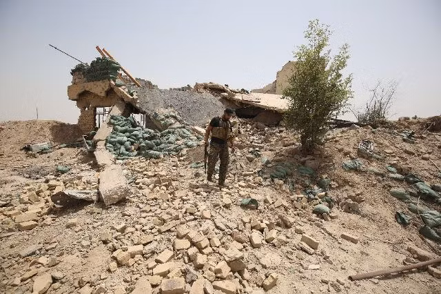 Phát hiện hố chôn 400 người gần Fallujah ảnh 1