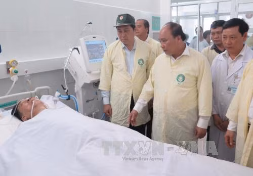 Sức khỏe các du khách gặp nạn trên sông Hàn đã ổn định ảnh 1