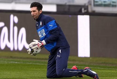 Gianluigi Buffon - Người "cận vệ" cuối cùng của tuyển Italy ảnh 1