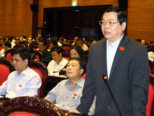Quốc hội thúc giục tái cơ cấu kinh tế ảnh 2