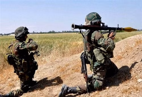 Syria kiểm soát thị trấn chiến lược, phiến quân tấn công cảnh sát ảnh 1