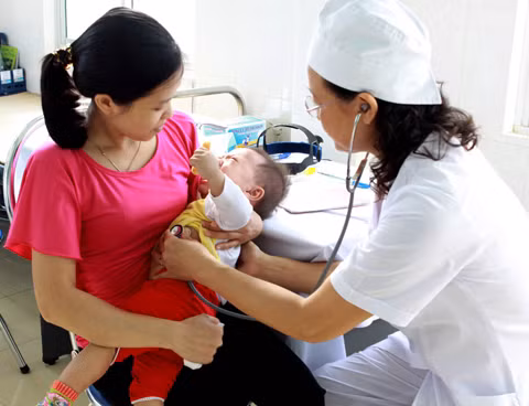 Từ 11/11, TP Hồ Chí Minh tiêm lại vắc-xin Quinvaxem ảnh 1