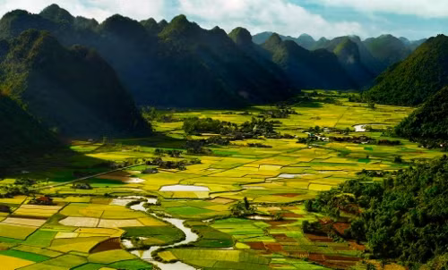 Vẻ đẹp Việt Nam qua triển lãm ảnh di sản tại Thủ đô ảnh 6