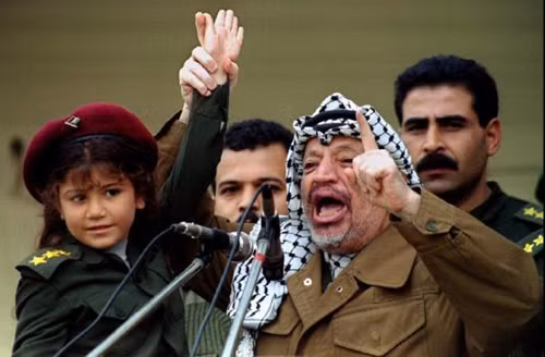 Hồi ức ảnh về lãnh đạo Palestine Yasser Arafat ảnh 9