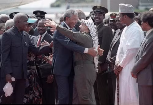 Hồi ức ảnh về lãnh đạo Palestine Yasser Arafat ảnh 5