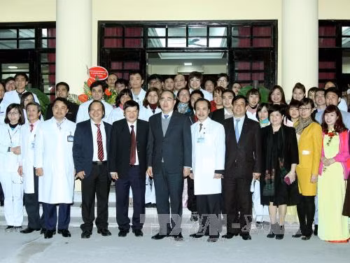 Chủ tịch MTTQ Nguyễn Thiện Nhân tri ân các thế hệ thầy thuốc Việt Nam ảnh 3