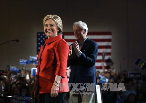 Bê bối thư điện tử của bà Hillary liên quan cả tài liệu tối mật ảnh 1