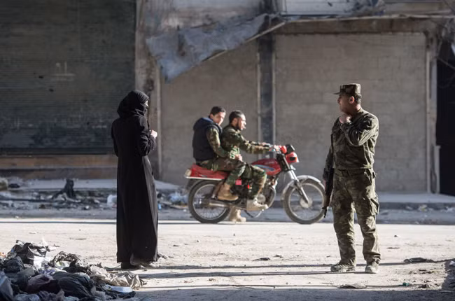 Cuộc sống trong làn đạn ở Aleppo ảnh 5