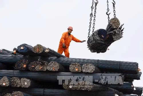 Trung Quốc “đau đầu” vì tình trạng dư cung ảnh 1
