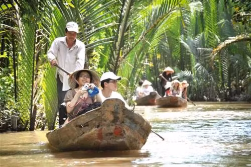 Tháng 8 đi du lịch ở đâu đẹp, tiết kiệm nhất? ảnh 1