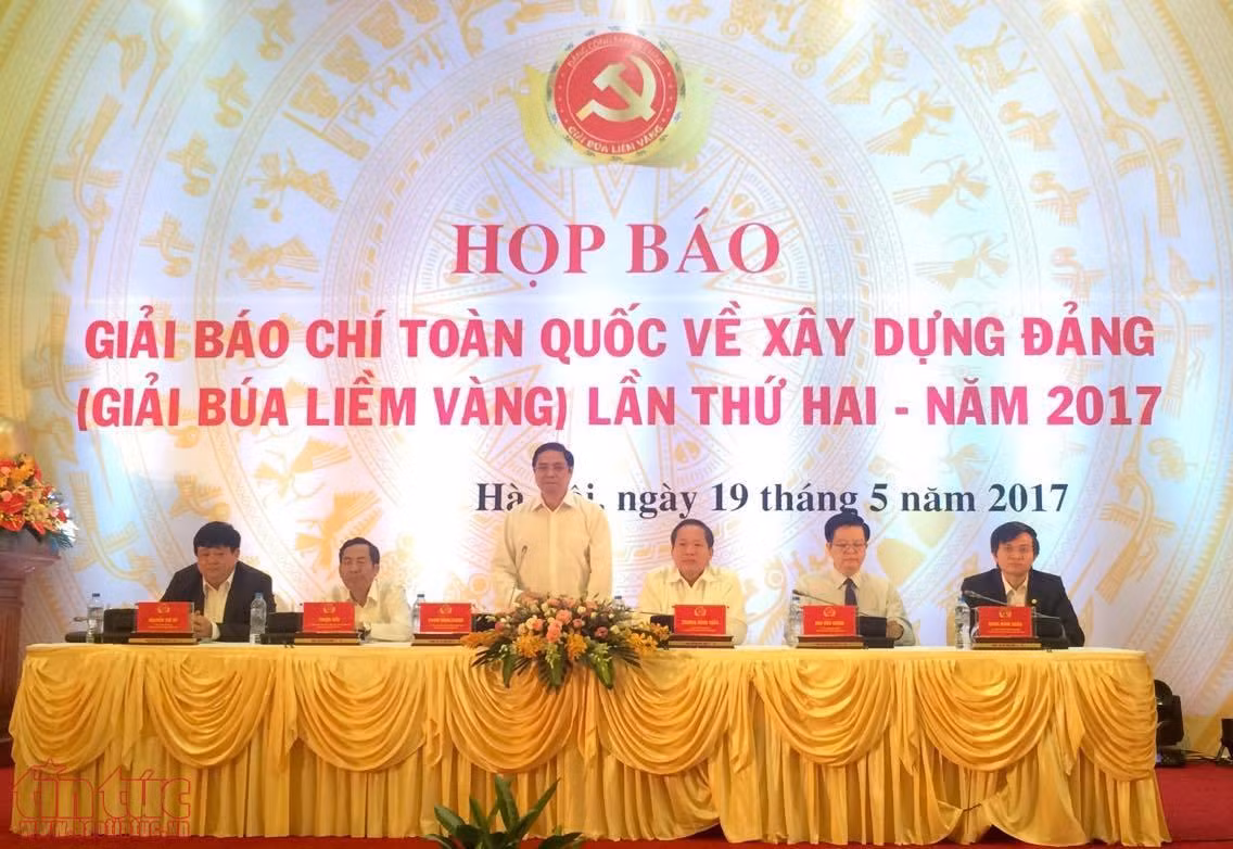 Phát động Giải báo chí “Búa liềm vàng” lần thứ 2 năm 2017 ảnh 1