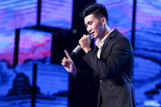 Thần tượng Bolero vòng Quyết đấu: Ngọc Sơn hotboy không hề 'núp bóng' HLV Quang Lê ảnh 5