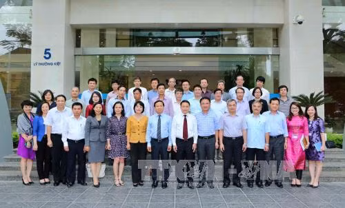 Lãnh đạo TTXVN làm việc với Trưởng các cơ quan đại diện Việt Nam ở nước ngoài nhiệm kỳ 2017 - 2020 ảnh 2