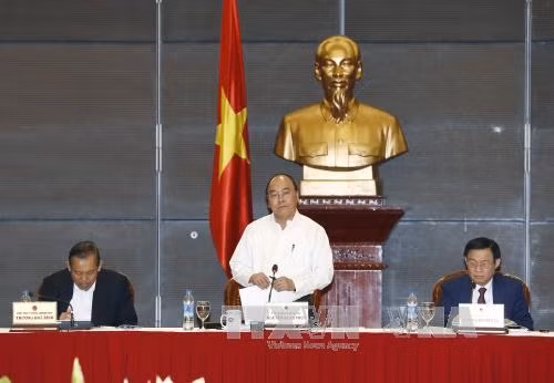 Thủ tướng lập tức cùng các bộ, ngành tìm hướng giải quyết vướng mắc của doanh nghiệp ảnh 1