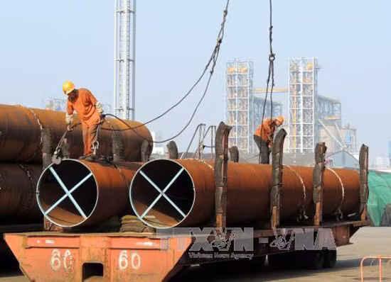 Trung Quốc sẽ cắt giảm sản lượng thép và than đá dư thừa ảnh 1