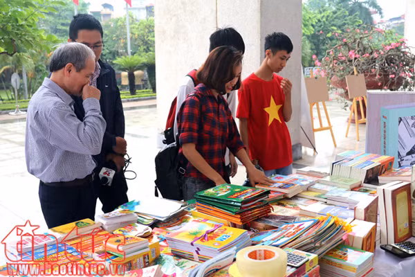 Ngày hội "Đọc và học tập suốt đời theo tấm gương Bác Hồ vĩ đại" ảnh 1
