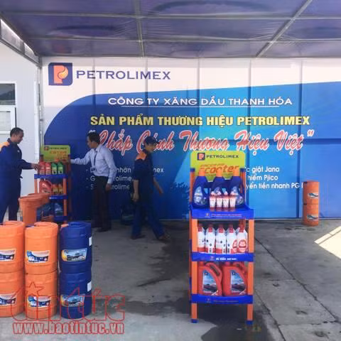 Ứng phó với cạnh tranh xăng dầu bằng chất lượng hàng hóa và dịch vụ ảnh 1