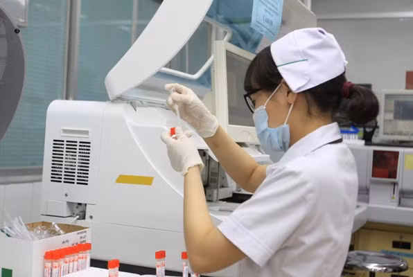 Nỗi lo thiết bị y tế cũ tuồn vào bệnh viện ảnh 1
