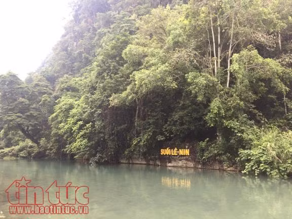 Về nơi Bác Hồ 'sáng ra bờ suối, tối vào hang' ảnh 3