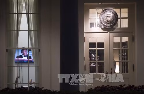 Khủng hoảng niềm tin, gần một nửa cử tri Mỹ muốn luận tội Tổng thống Trump ảnh 1