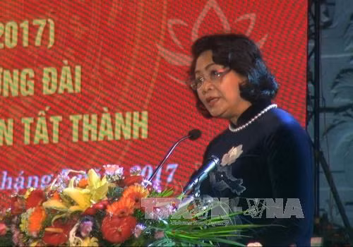 Lễ khánh thành tượng đài Nguyễn Sinh Sắc - Nguyễn Tất Thành ảnh 1