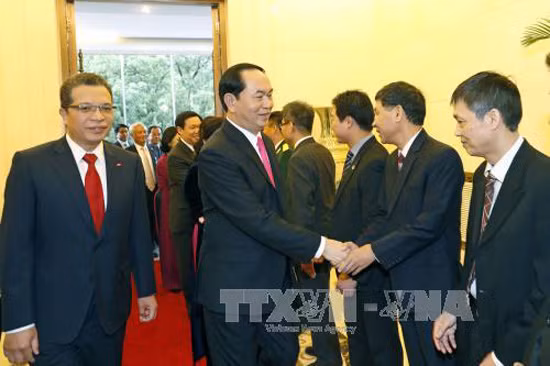 Chủ tịch nước Trần Đại Quang thăm Đại sứ quán Việt Nam tại Trung Quốc ảnh 1