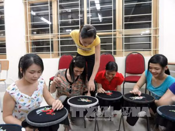 Chỉ 5% lao động sử dụng trợ cấp thất nghiệp để học nghề ảnh 1