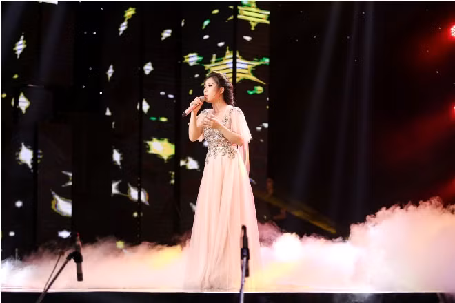 Hot: Trực tiếp Thần tượng Bolero- Đàm Vĩnh Hưng 'chơi' toàn ca khúc Bolero kinh điển ảnh 1