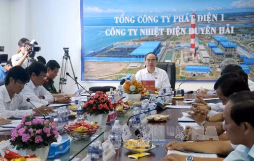 Đồng chí Nguyễn Thiện Nhân giám sát bảo vệ môi trường tại Trung tâm điện lực Duyên Hải ảnh 1