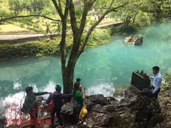 Về nơi Bác Hồ 'sáng ra bờ suối, tối vào hang' ảnh 15