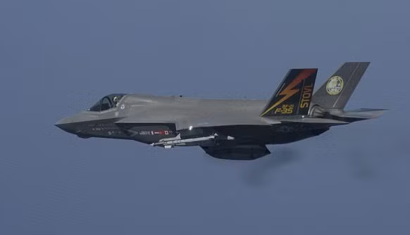 Xem chiến đấu cơ F-35 Mỹ lần đầu khai hỏa trên bầu trời ảnh 1