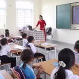 Nâng chất lượng giáo dục từ những ngôi trường nội trú liên cấp