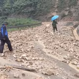 Mưa lớn ảnh hưởng nghiêm trọng đến hệ thống giao thông tỉnh Lào Cai