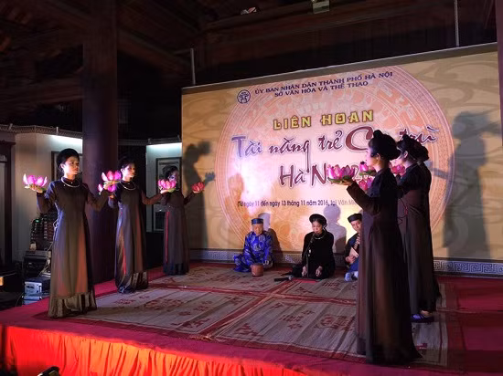 Liên hoan tài năng trẻ ca trù Hà Nội năm 2016 ảnh 3
