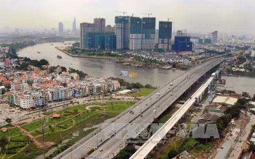 Hợp long cầu Sài Gòn dự án metro số 1 ảnh 1