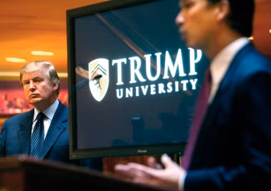 Trước thềm nhậm chức, ông Trump chi tiền để dẹp vụ kiện Đại học Trump ảnh 1