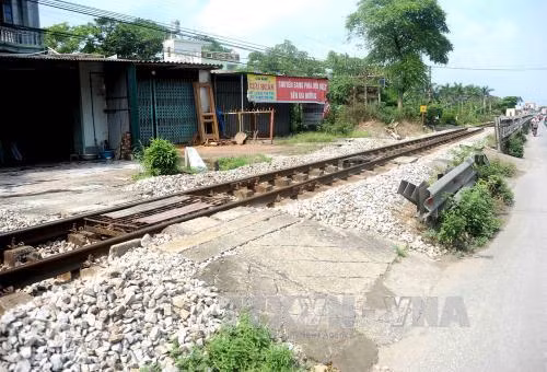 Phòng tránh tai nạn đường sắt bằng cách nào? ảnh 1