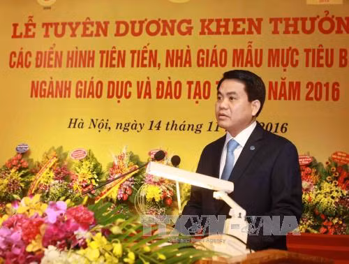 Hà Nội tuyên dương nhà giáo mẫu mực tiêu biểu ảnh 2