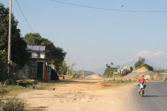 Người dân tham gia giám sát quản trị đất đai tại Hoà Bình ảnh 1