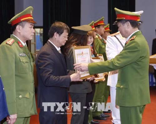 Ngăn chặn các hành vi lợi dụng cổ phần hóa, tái cơ cấu doanh nghiệp để trục lợi ảnh 2