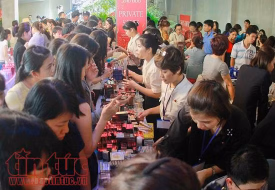 Trên 300 gian hàng giảm giá đến 50% tại Hội chợ vui Tết 2018 ảnh 1