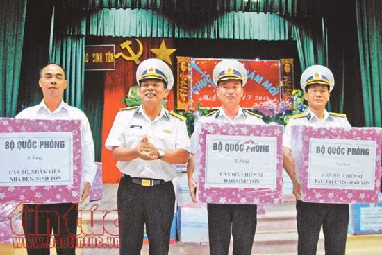 Gần lắm Trường Sa ảnh 1