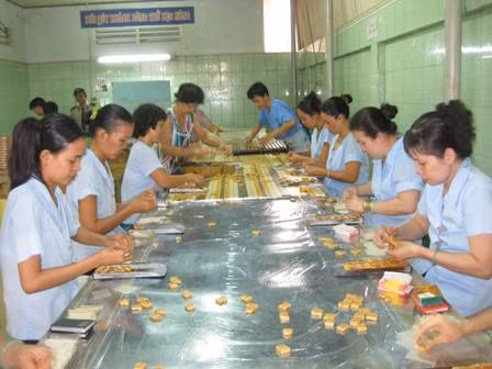 Thị trường bánh kẹo Tết: Hàng Việt lên ngôi ảnh 1
