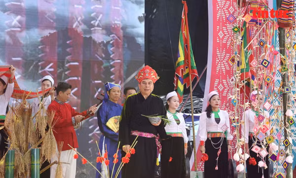 Nét đẹp Lễ hội Xuống đồng của đồng bào Mường tại Phú Thọ 