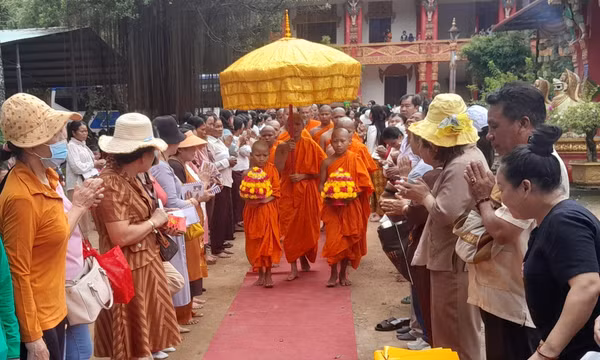 Đồng bào Khmer hướng về cội nguồn, nhớ ơn tổ tiên