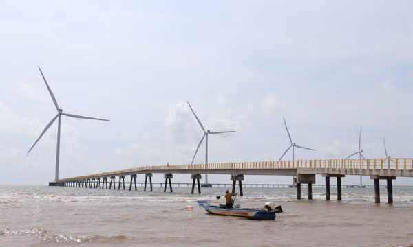 Khai thác lợi thế biển, tạo động lực tăng trưởng mới