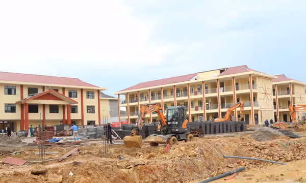 Lạng Sơn đẩy nhanh tiến độ xây dựng trường phổ thông nội trú liên cấp các xã biên giới