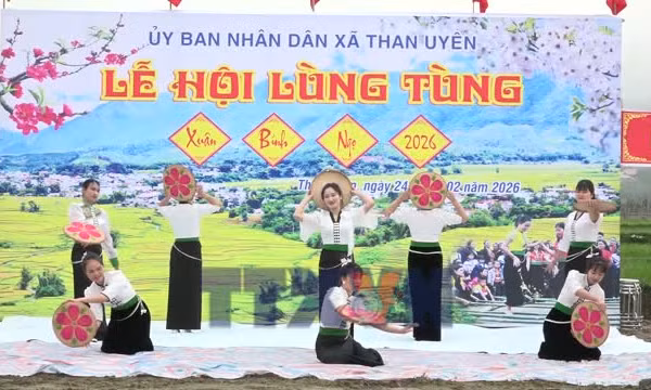 Đặc sắc lễ hội Lùng tùng ở Than Uyên (Lai Châu)
