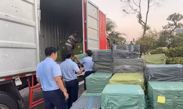 Gia Lai phát hiện hơn 200.000 bao thuốc lá điếu ngoại nhập lậu