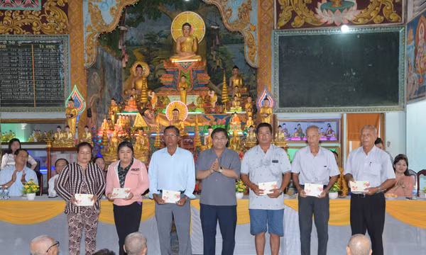 Đồng bào Khmer vui đón Tết Chôl Chnăm Thmây, đóng góp phát triển kinh tế - xã hội
